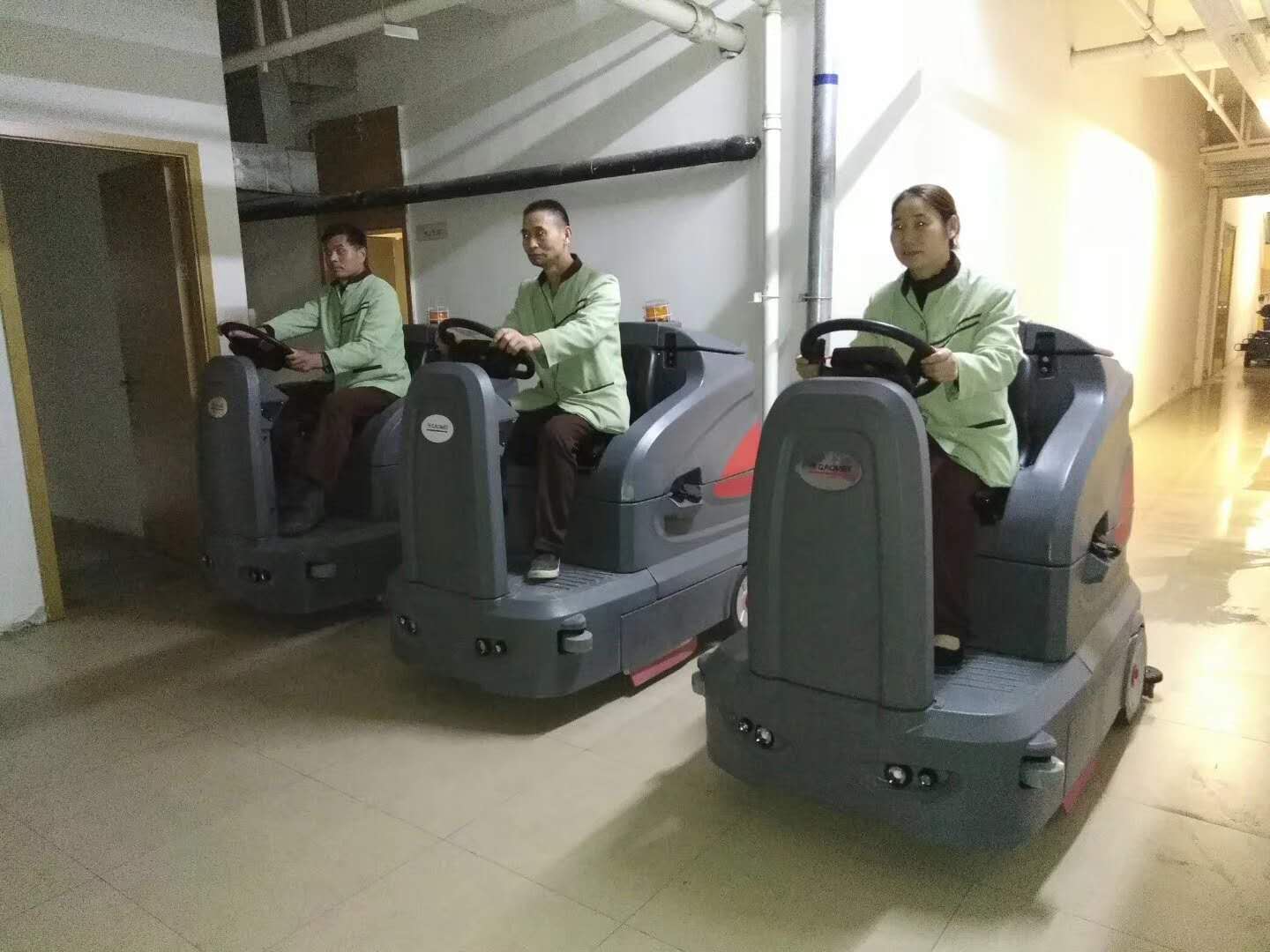 你知道洗地机的用处吗？